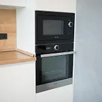 5 хвилин до моря та до центру люкс Apartman *