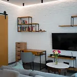 Apartman 5 хвилин до моря та до центру люкс Odessza