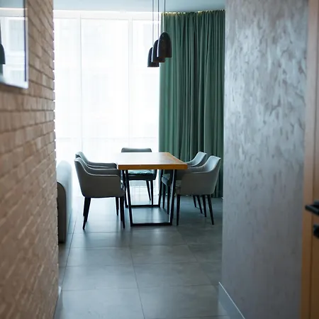 Apartament 5 хвилин до моря та до центру люкс Odessa