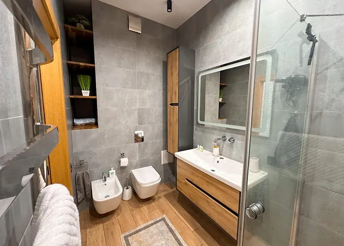 5 хвилин до моря та до центру люкс Apartament *